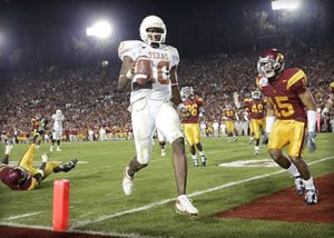 Texas QB Vince Young scores the winning TD on fourth down to beat USC.